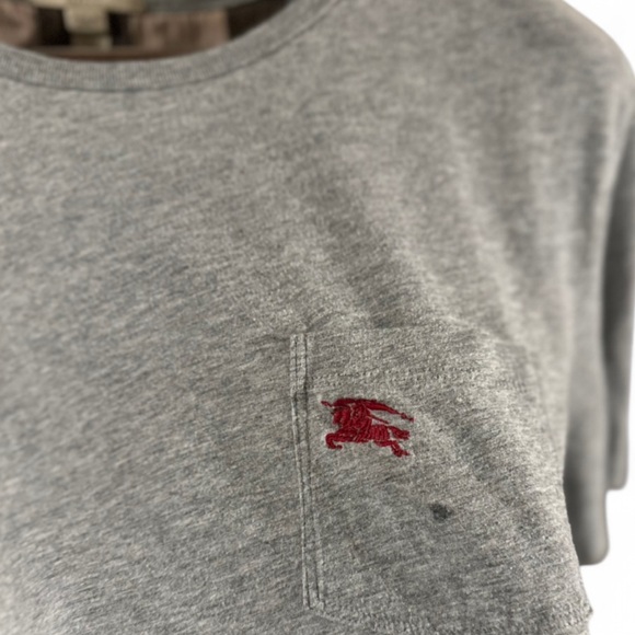 Women’s Burberry Gray Short-Sleeve Pocket Tee Size Large - Picture 3 of 4